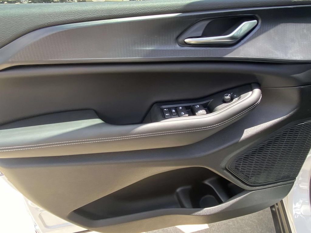 New 2026 Jeep Grand Cherokee Laredo X RWD image 12