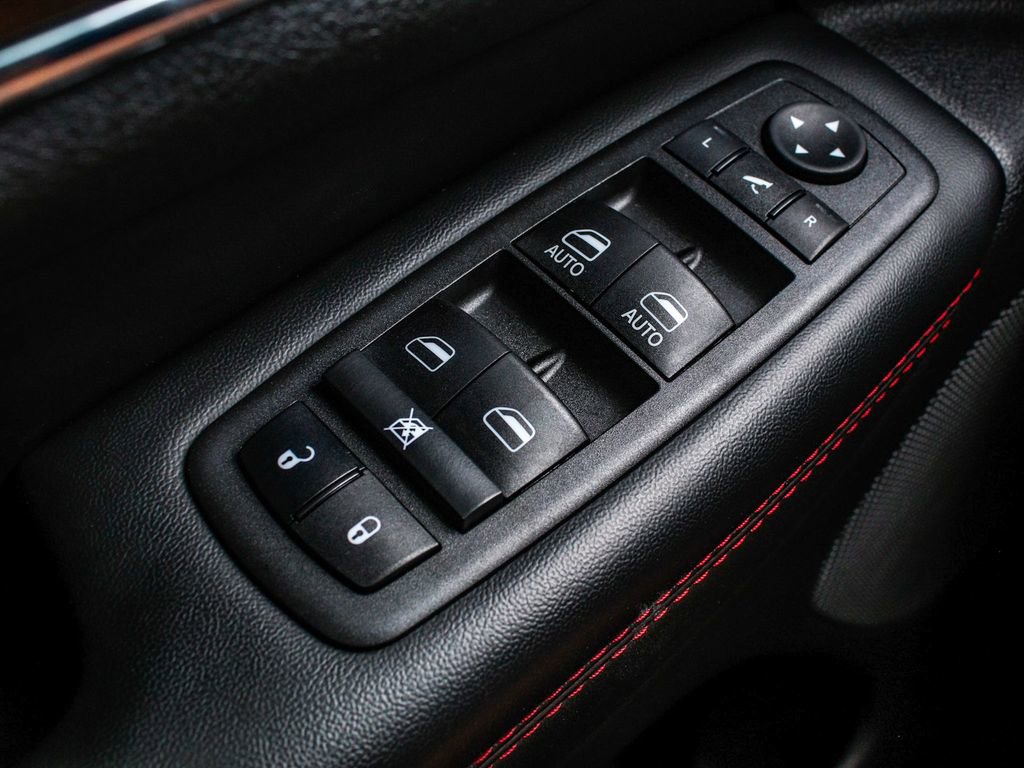 Used 2021 Jeep Grand Cherokee Trailhawk w/ Premium Lighting Group AWD/4WD image 10