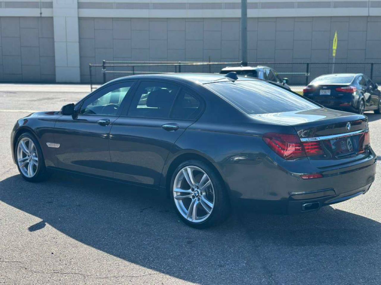 Used 2015 BMW 740i RWD image 5