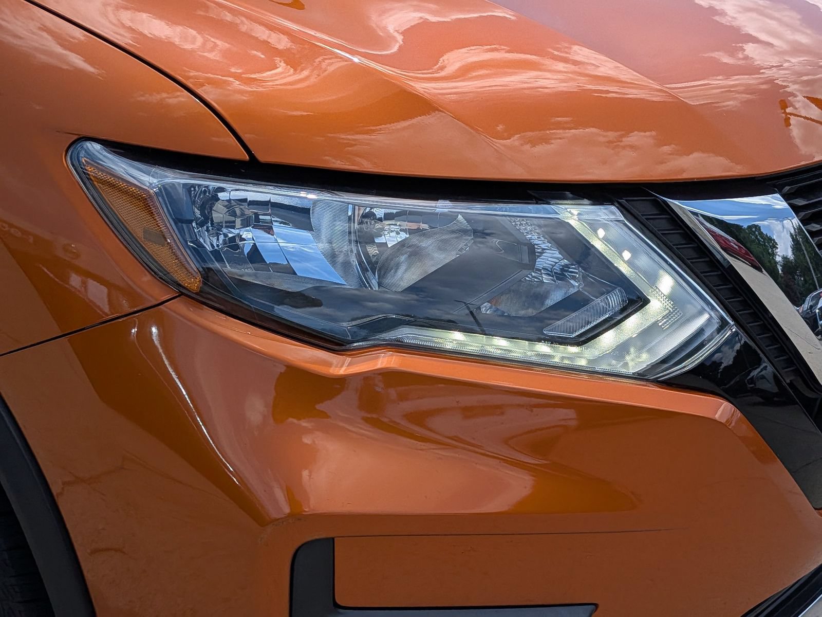 Certified 2019 Nissan Rogue SV AWD/4WD image 36