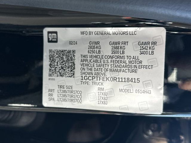 Used 2024 Chevrolet Colorado ZR2 w/ ZR2 Convenience Package III image 36