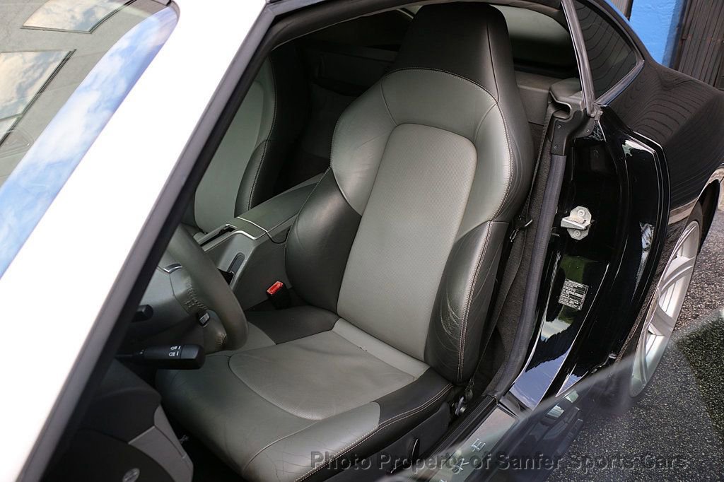 Used 2004 Chrysler Crossfire Coupe RWD image 24
