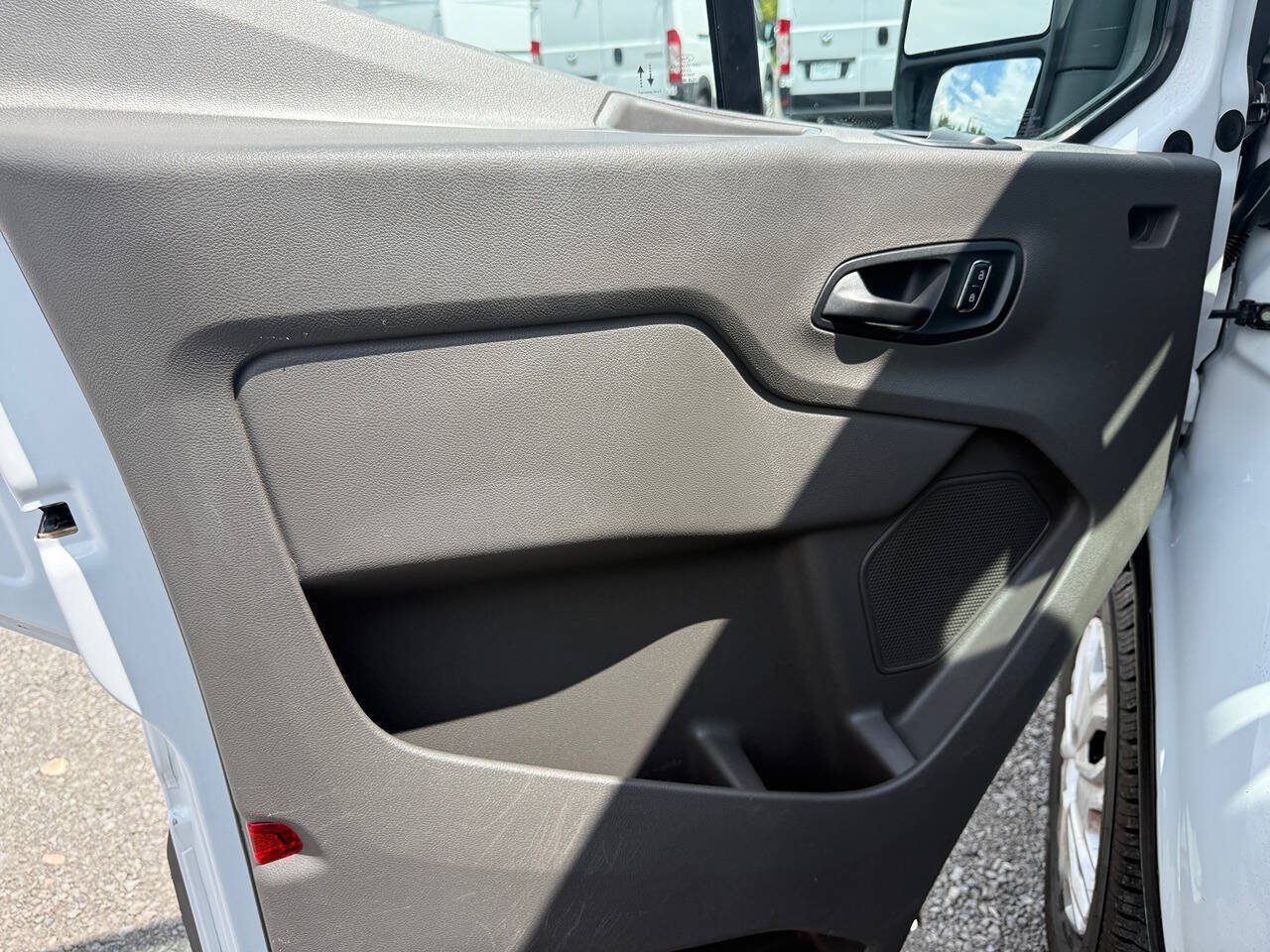 Used 2022 Ford Transit 250 Low Roof w/ Exterior Upgrade Package RWD image 29