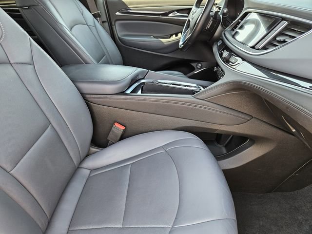 Used 2024 Buick Enclave Premium image 14