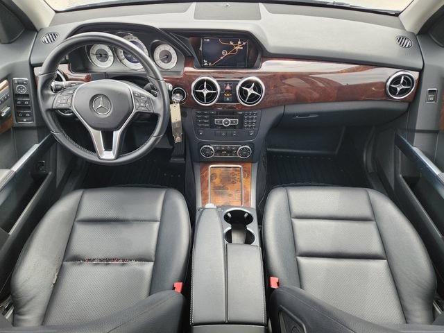 Used 2014 Mercedes-Benz GLK 350 4MATIC image 2