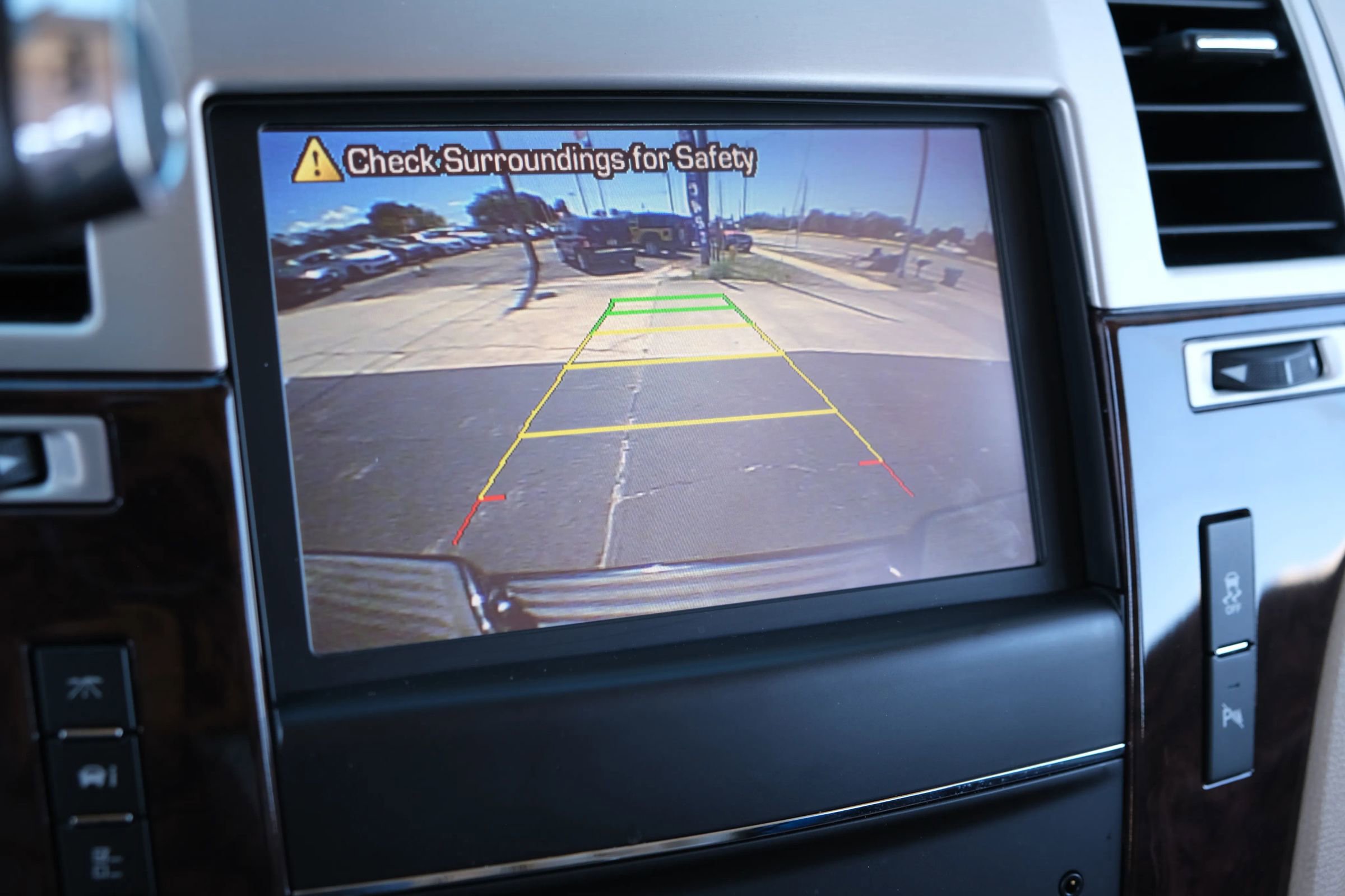 Used 2013 Cadillac Escalade EXT Premium image 32