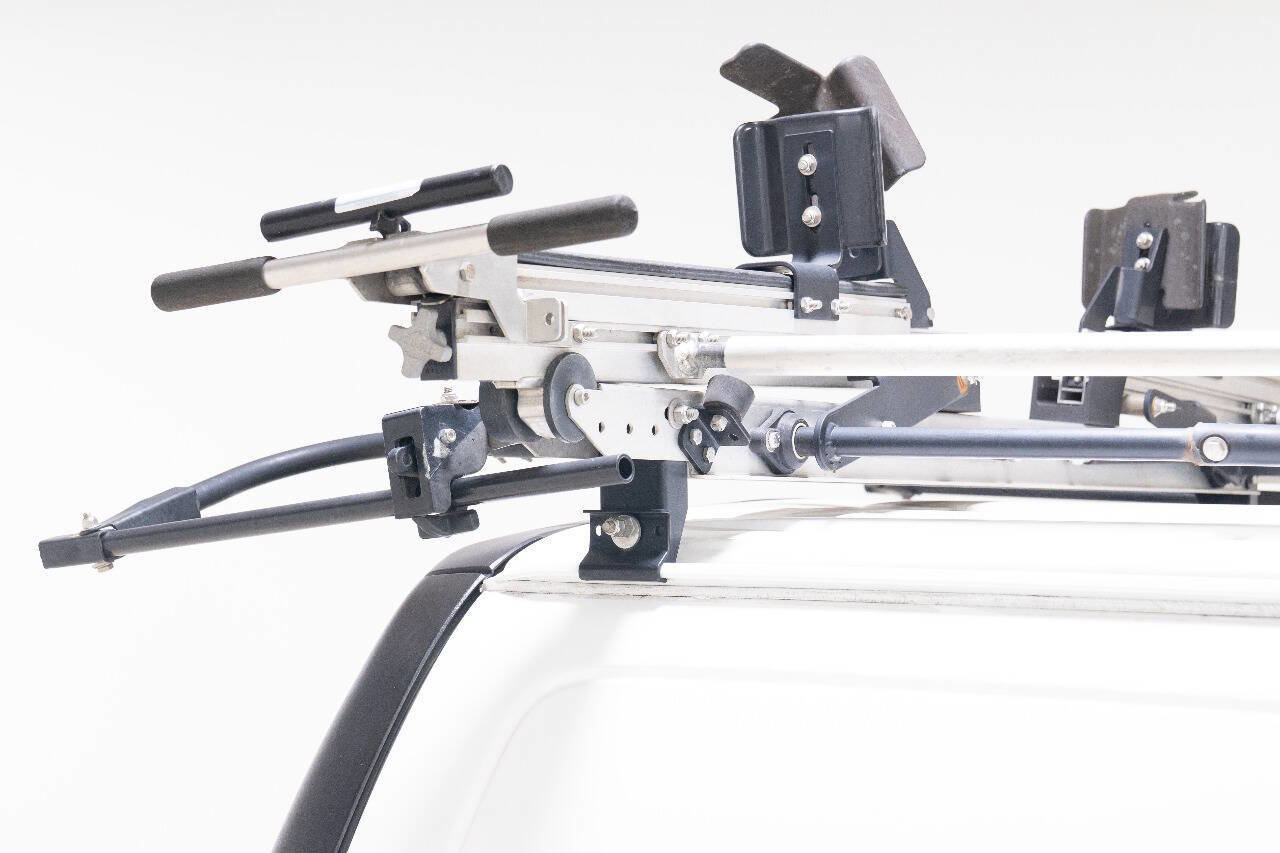 Used 2017 GMC Savana 2500 image 18