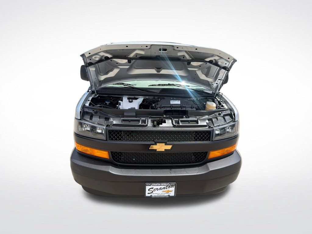 New 2026 Chevrolet Express 3500 w/ Driver Convenience Package RWD image 11