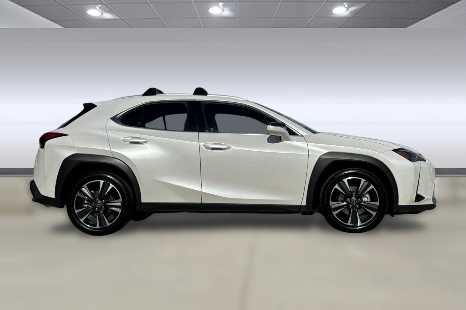 Used 2025 Lexus UX 300h FWD w/ Accessory Package (Z2) image 7