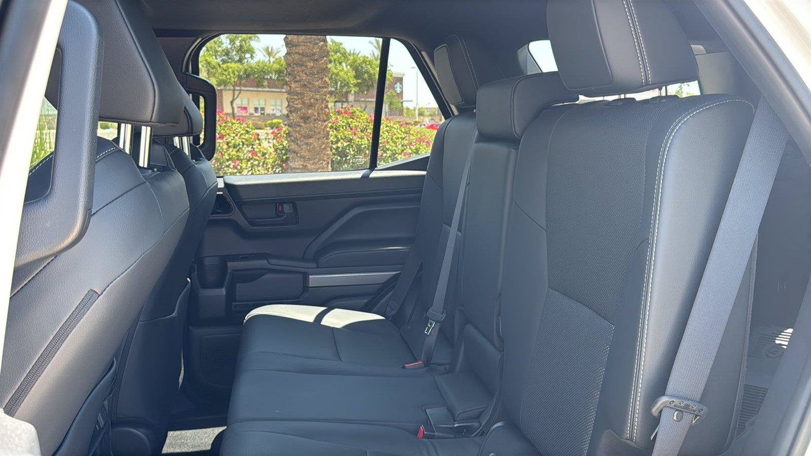 Used 2026 Toyota 4Runner TRD Off-Road Premium AWD/4WD image 32