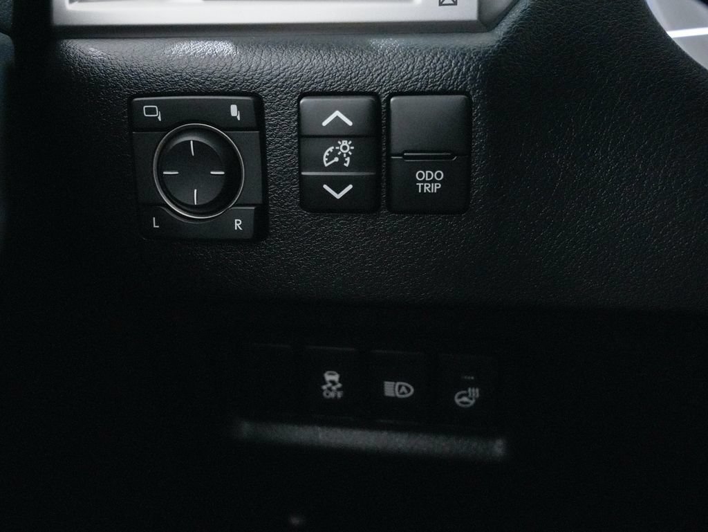 Used 2023 Lexus GX 460 Premium w/ Premium Plus Package AWD/4WD image 17