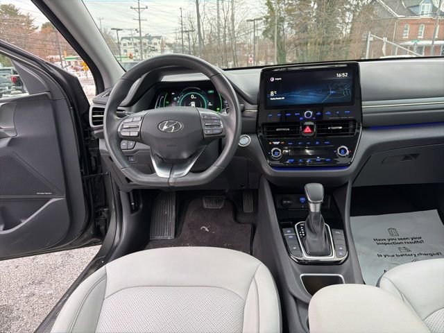 Used 2021 Hyundai Ioniq Limited image 17