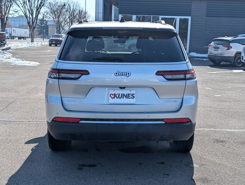 Used 2024 Jeep Grand Cherokee L Limited w/ Luxury Tech Group II image 6