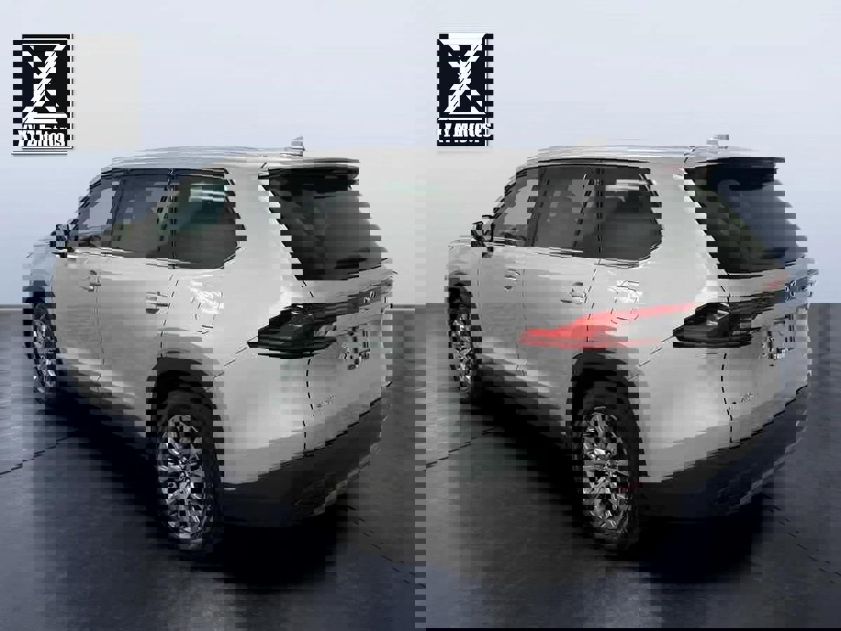 Used 2024 Toyota Grand Highlander Limited image 4