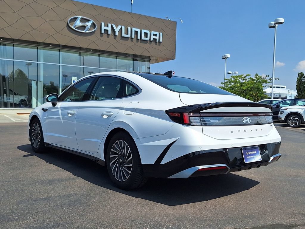 Certified 2025 Hyundai Sonata Limited FWD image 5