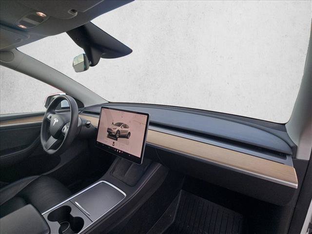 Used 2023 Tesla Model Y Long Range AWD/4WD image 21