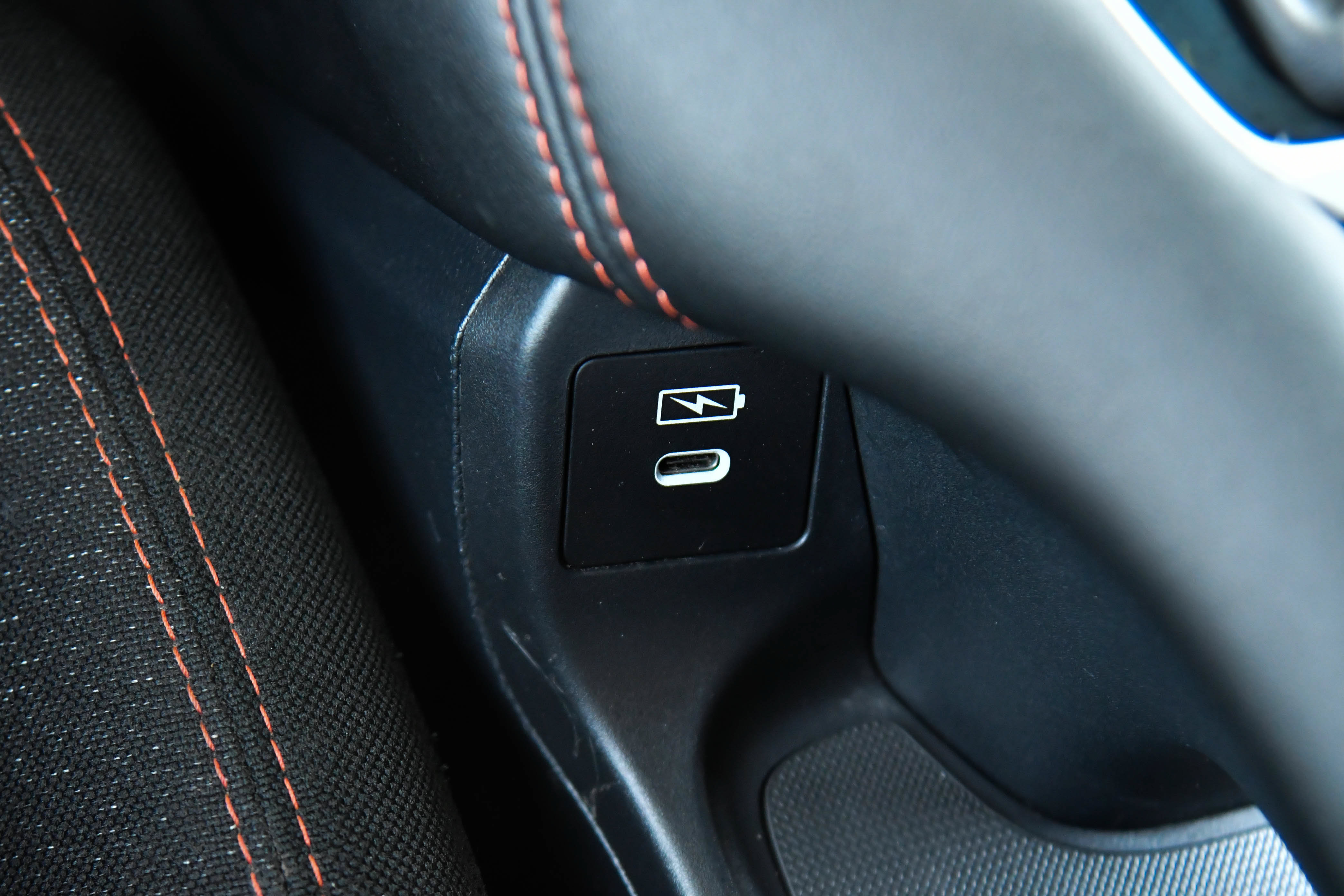 Used 2025 Honda HR-V Sport image 26