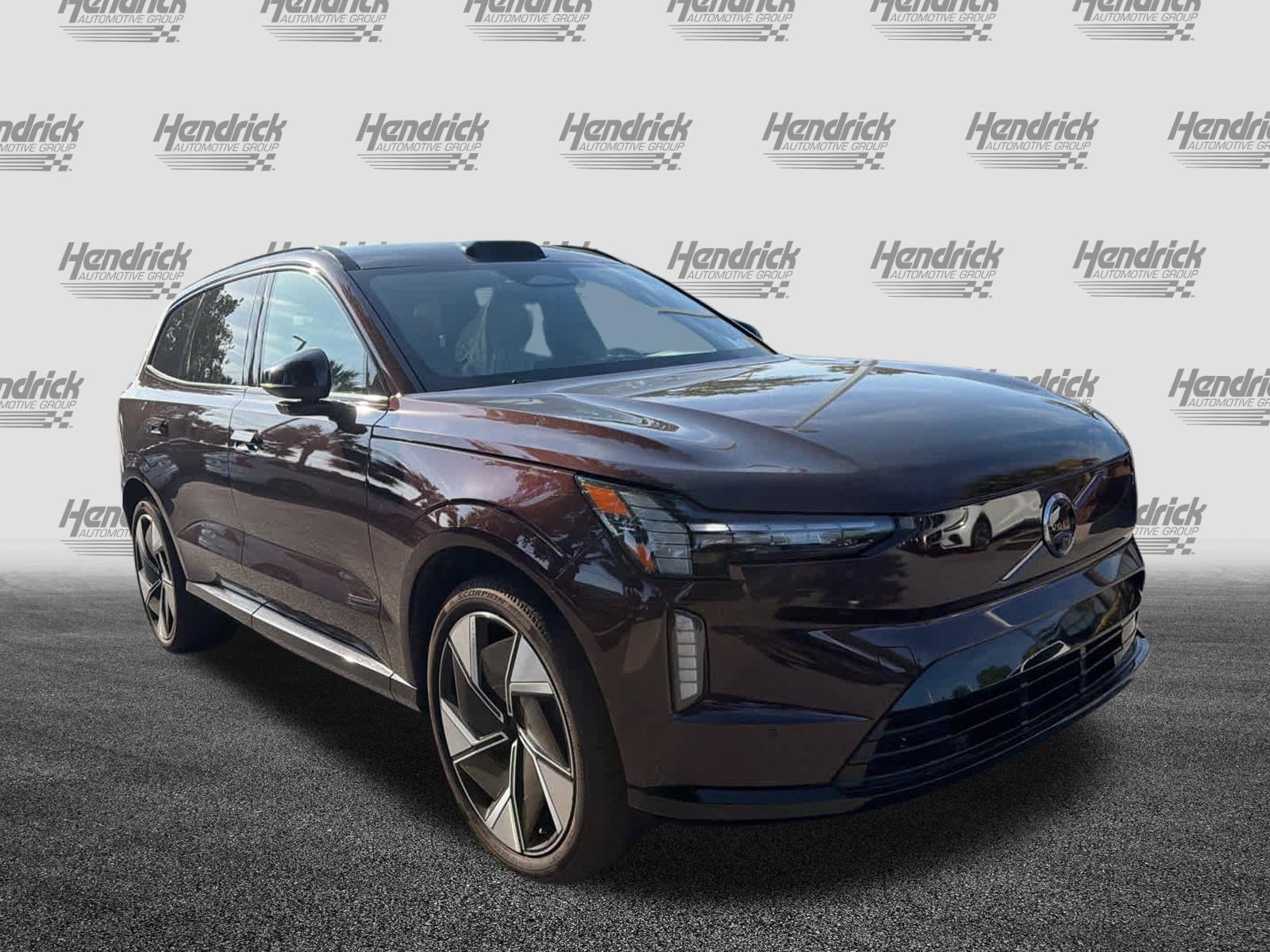 Used 2025 Volvo EX90 Ultra AWD/4WD image 2
