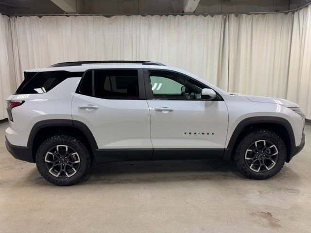 New 2026 Chevrolet Equinox ACTIV w/ Convenience Package III image 3
