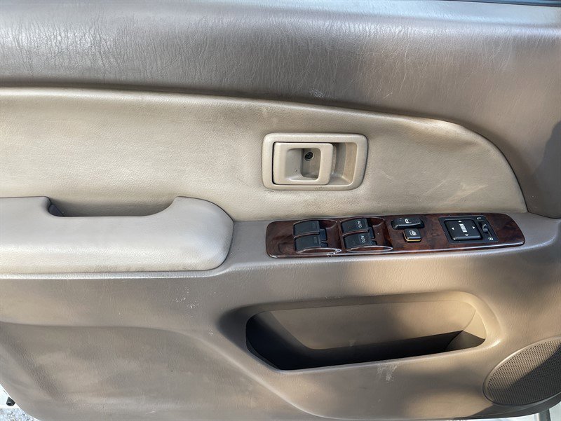 Used 2001 Toyota 4Runner Limited image 9