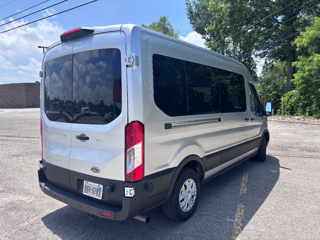 Used 2024 Ford Transit 350 XLT image 9