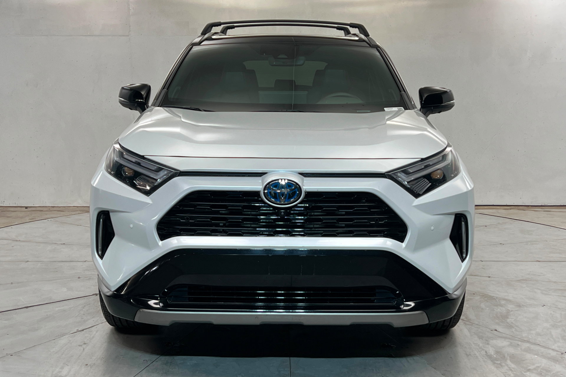Used 2023 Toyota RAV4 XSE AWD/4WD image 8