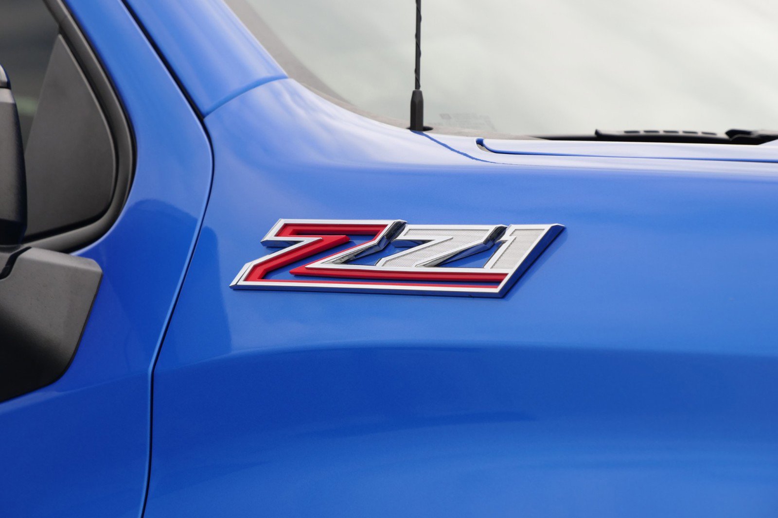 Used 2025 Chevrolet Silverado 1500 RST image 8