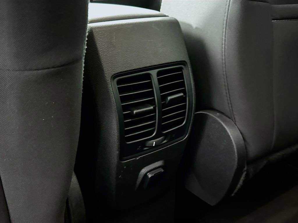 Used 2018 Ford Escape SE image 25