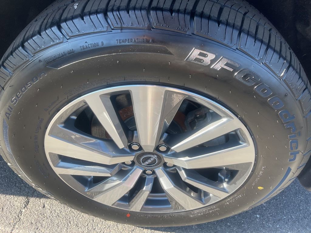 Certified 2023 Nissan Pathfinder SL AWD/4WD image 11