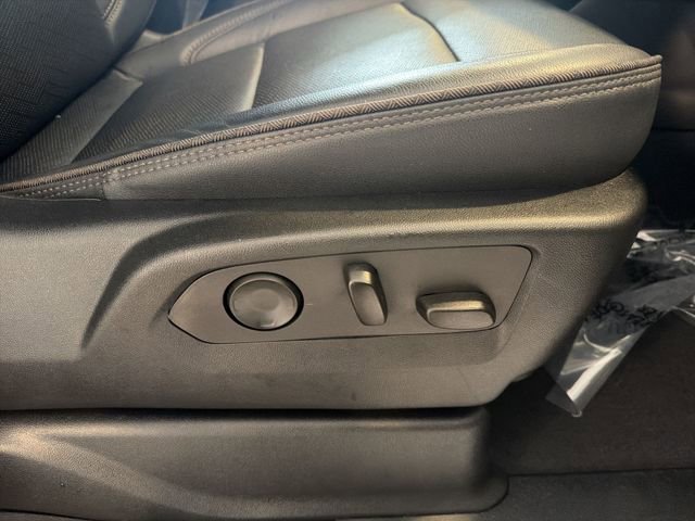 Certified 2024 Chevrolet Suburban High Country image 24