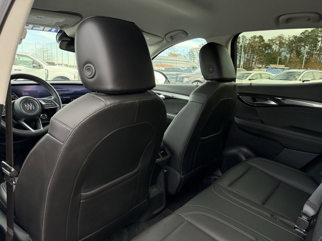 Used 2024 Buick Envision Preferred image 25