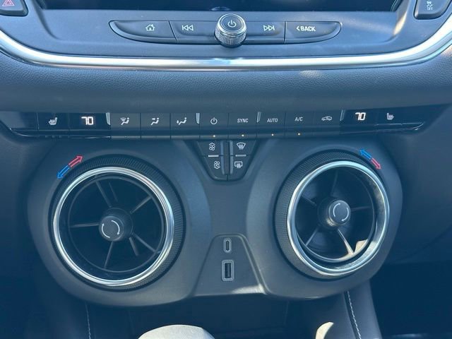 Used 2023 Chevrolet Blazer LT image 19