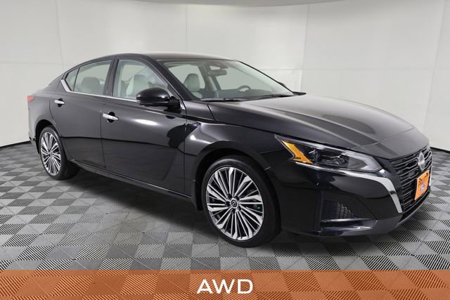 Used 2025 Nissan Altima 2.5 SL AWD/4WD image 4