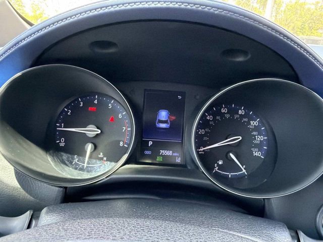 Used 2021 Toyota C-HR XLE image 25