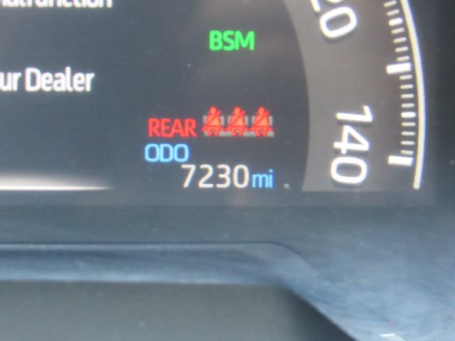 Used 2025 Toyota RAV4 XLE image 40