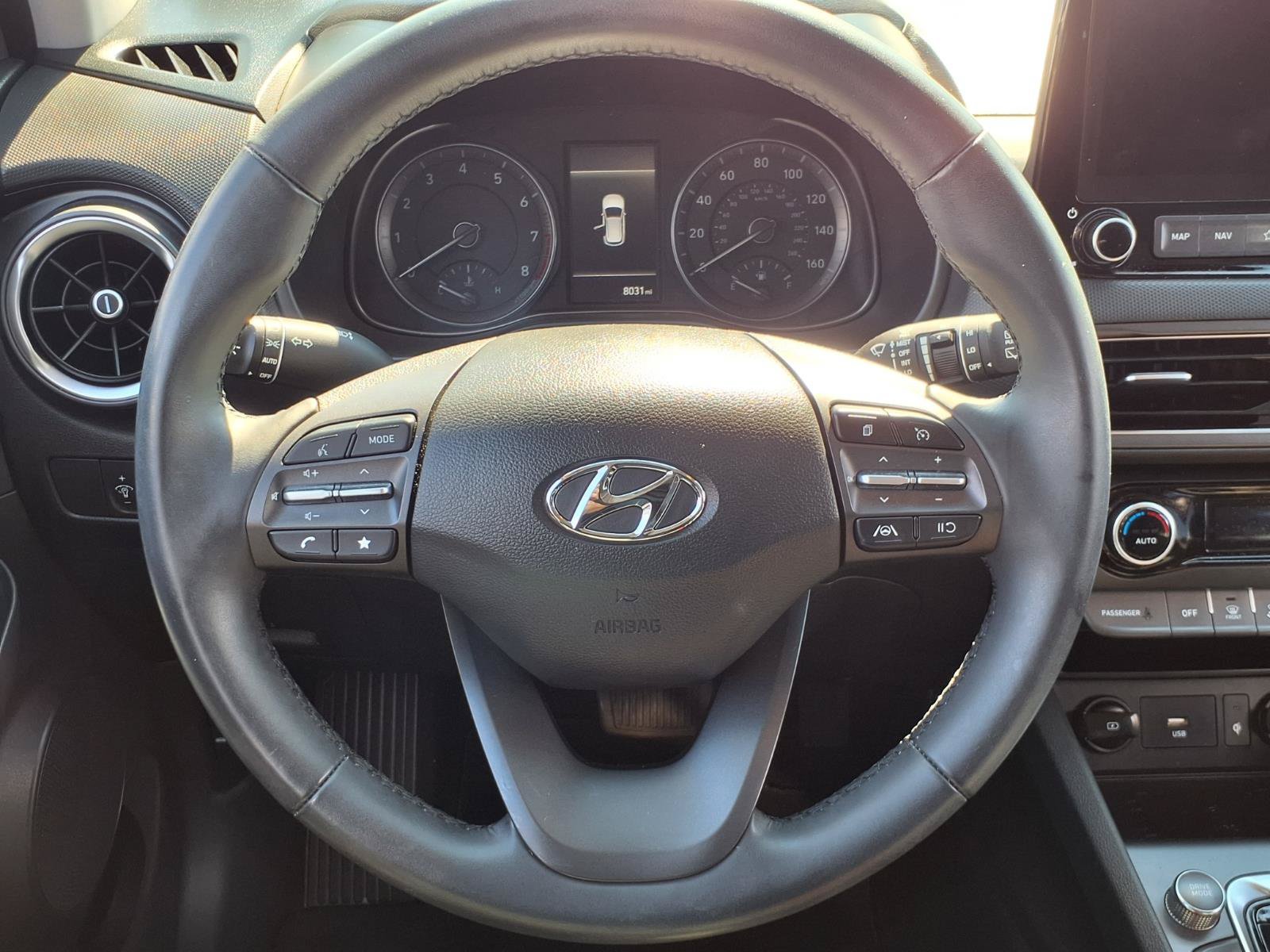 Certified 2023 Hyundai Kona SEL w/ Convenience Package AWD/4WD image 15