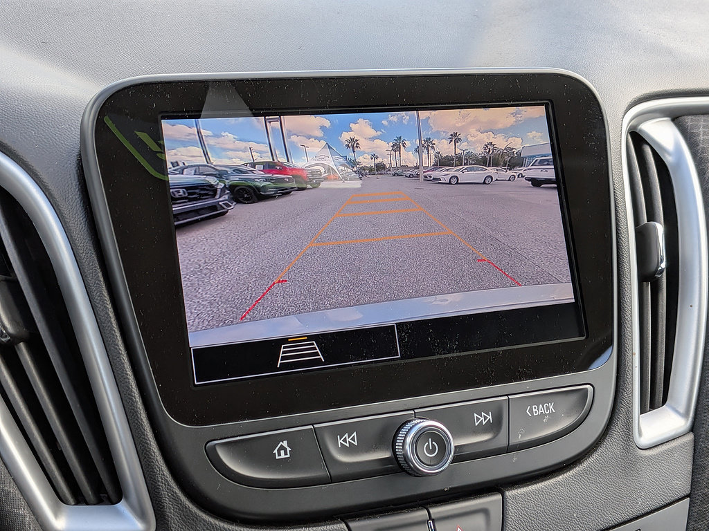 Certified 2025 Chevrolet Malibu LT FWD image 18