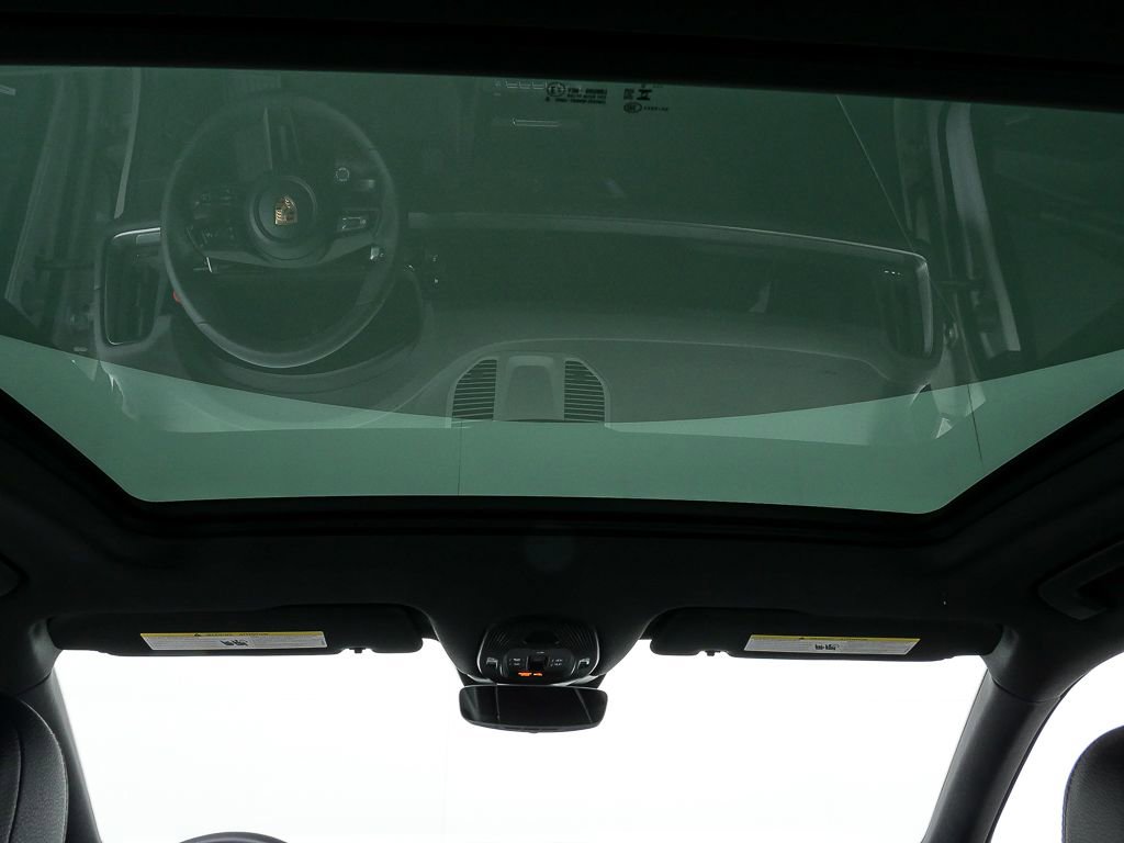 New 2026 Porsche Cayenne image 20