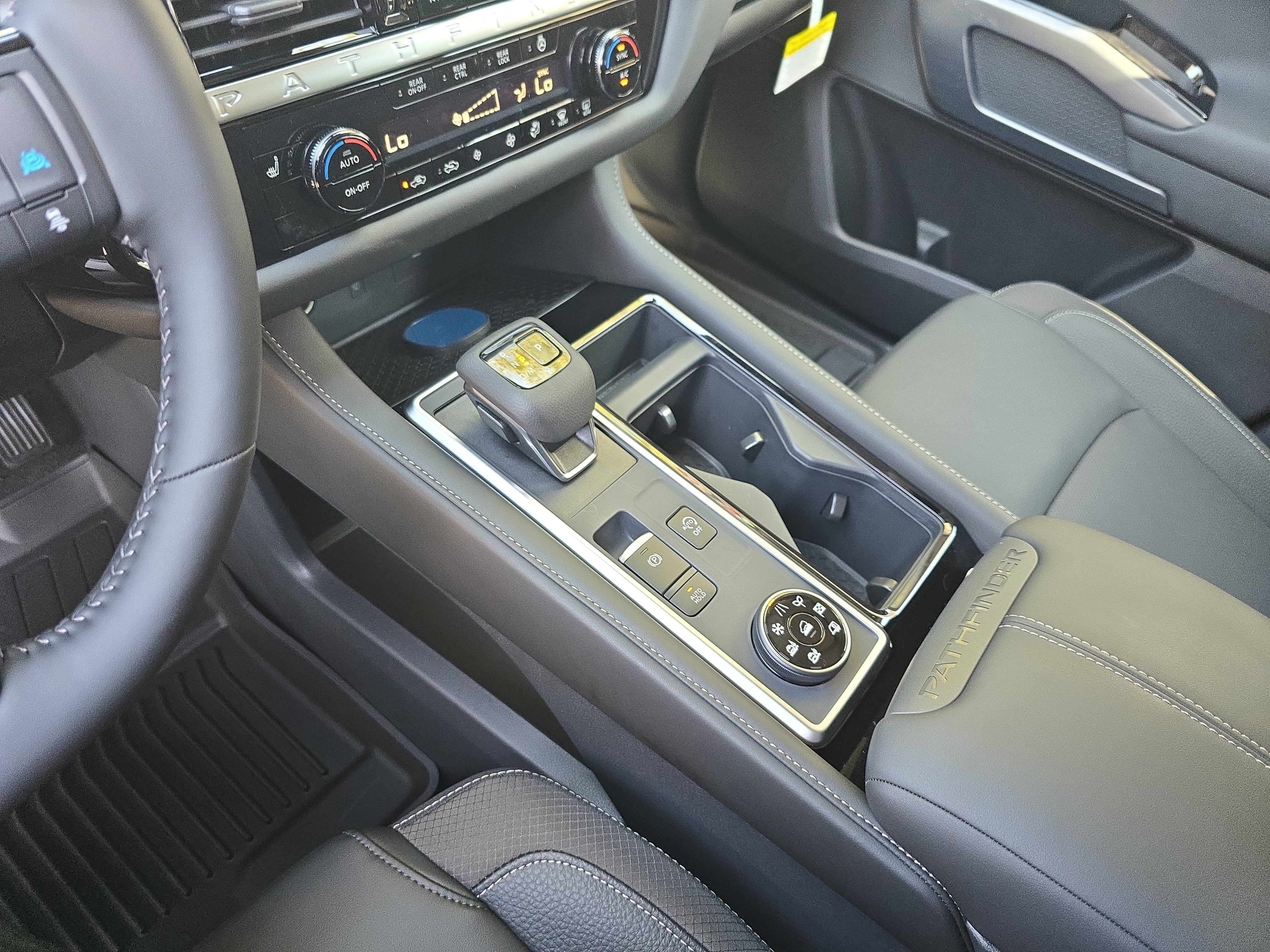 New 2026 Nissan Pathfinder SL AWD/4WD image 26