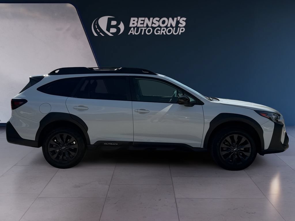 Used 2025 Subaru Outback Onyx Edition AWD/4WD image 6