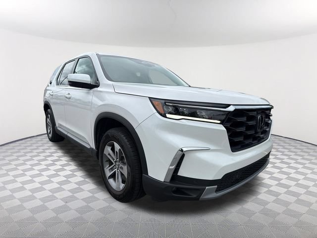 Used 2025 Honda Pilot EX-L image 3