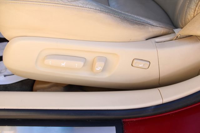 Used 2010 Lexus ES 350 image 3