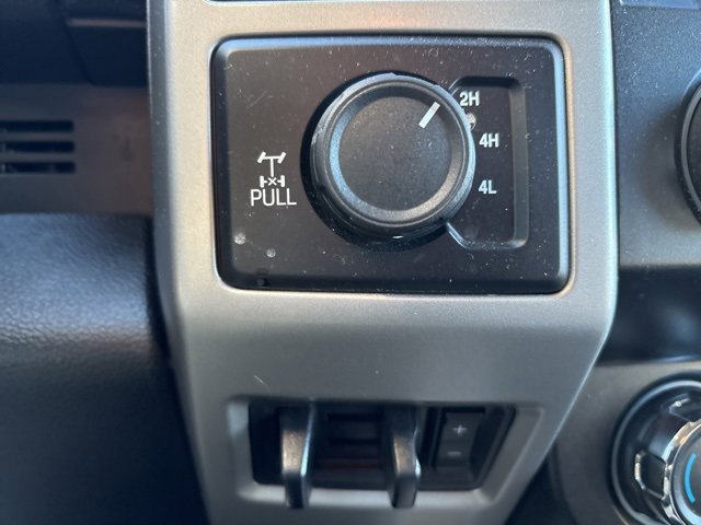 Used 2021 Ford F250 Lariat w/ Chrome Package image 30