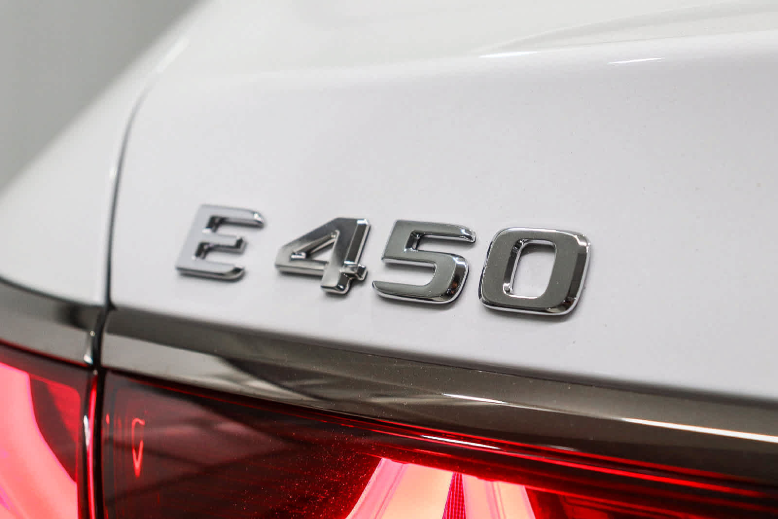 New 2027 Mercedes-Benz E 450 4MATIC Sedan image 12