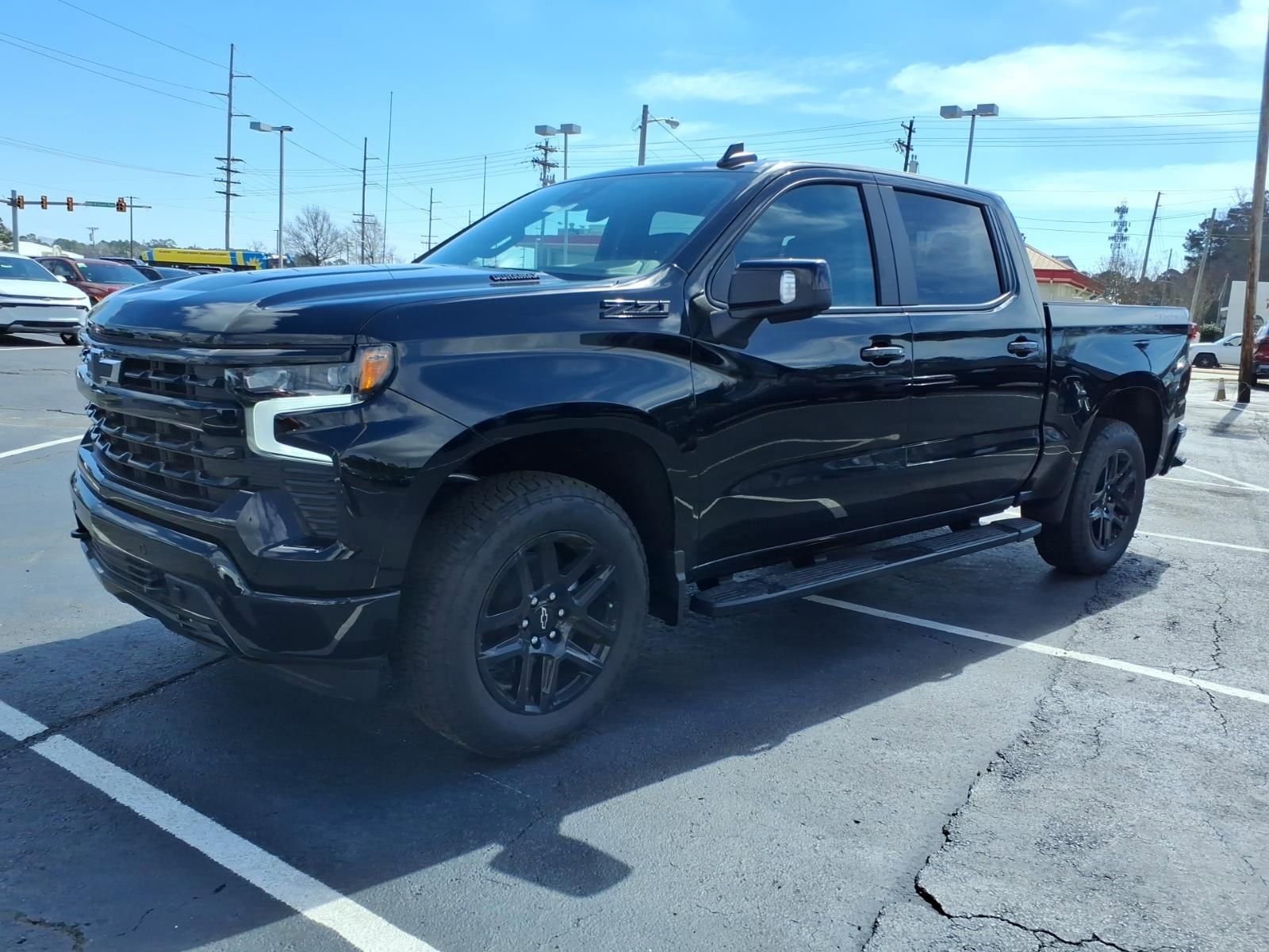 New 2026 Chevrolet Silverado 1500 RST w/ Dark Appearance Package AWD/4WD image 8