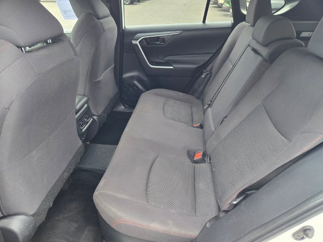 Used 2021 Toyota RAV4 SE w/ Weather & Moonroof Package AWD/4WD image 10