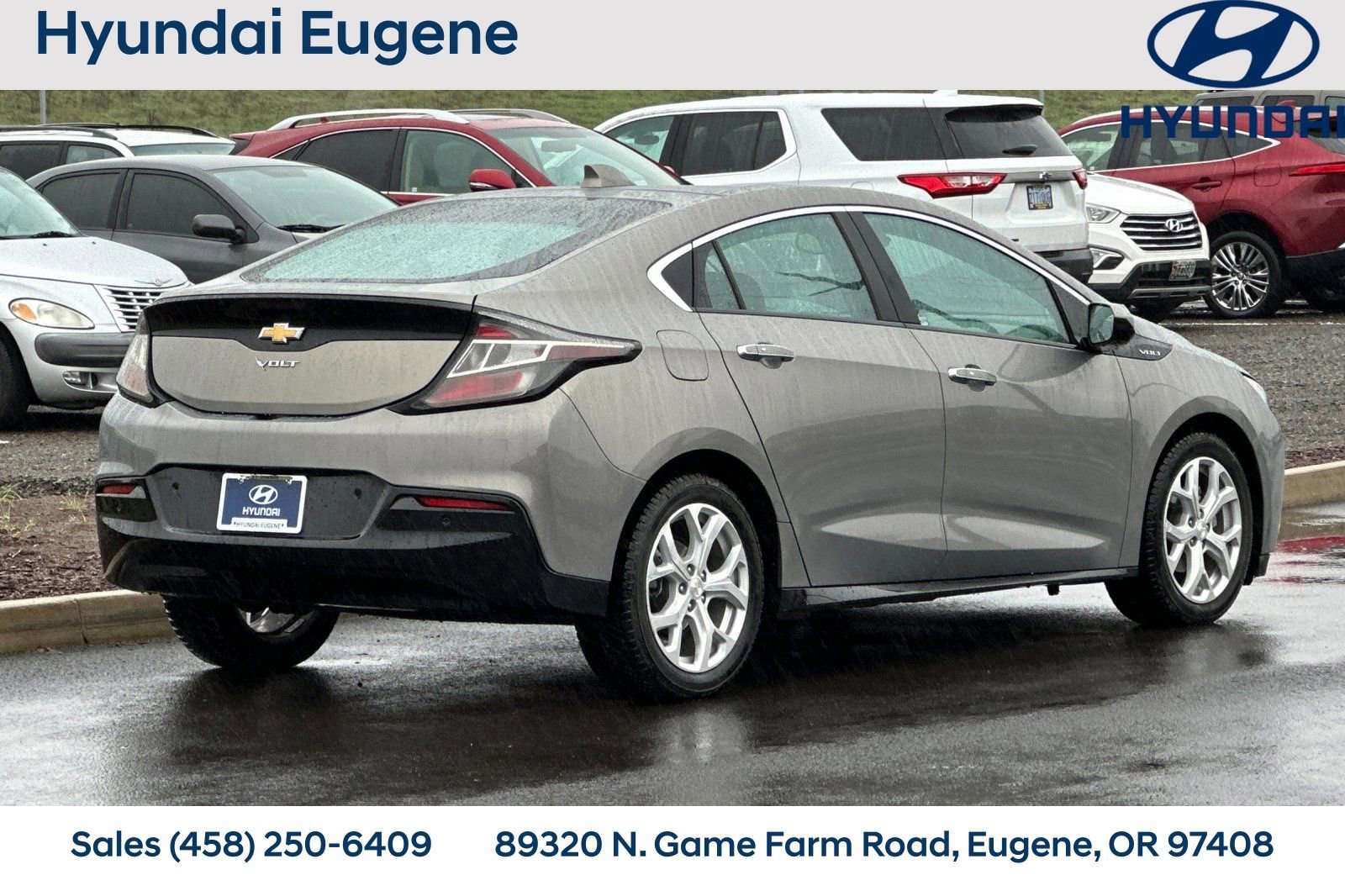 Used 2017 Chevrolet Volt Premier w/ Driver Confidence II Package image 3