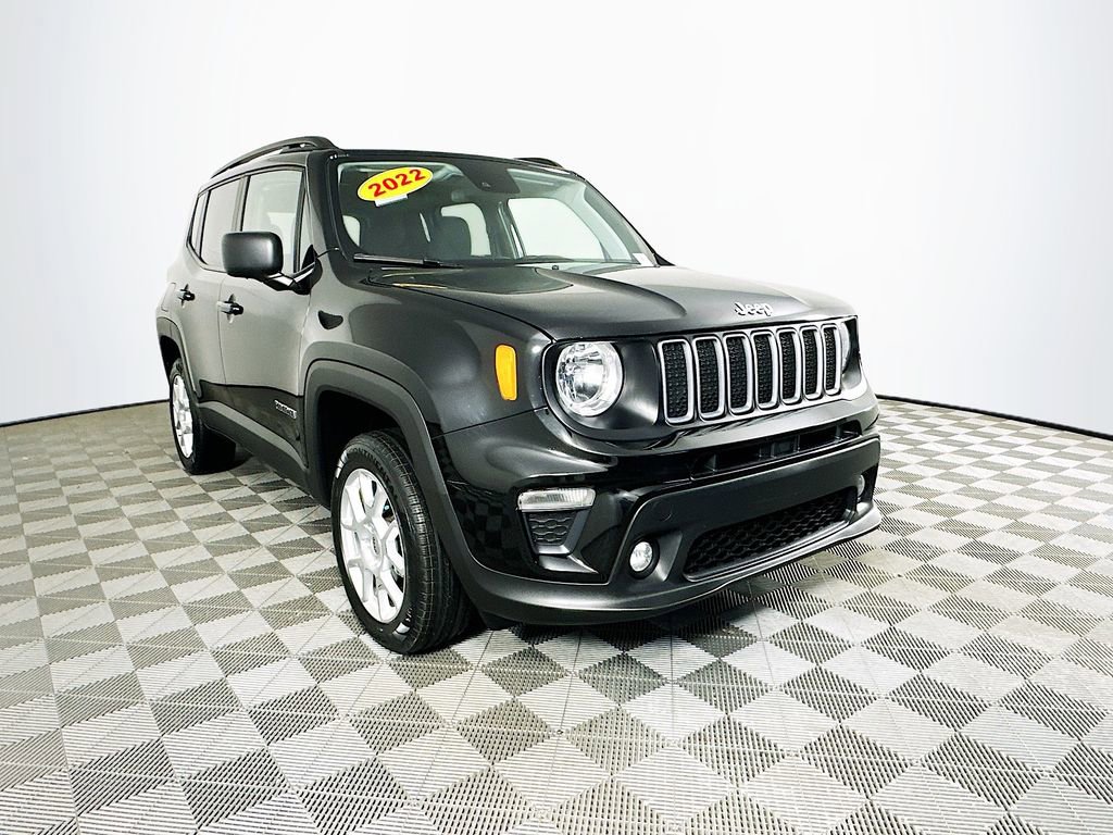 Used 2022 Jeep Renegade Latitude image 2