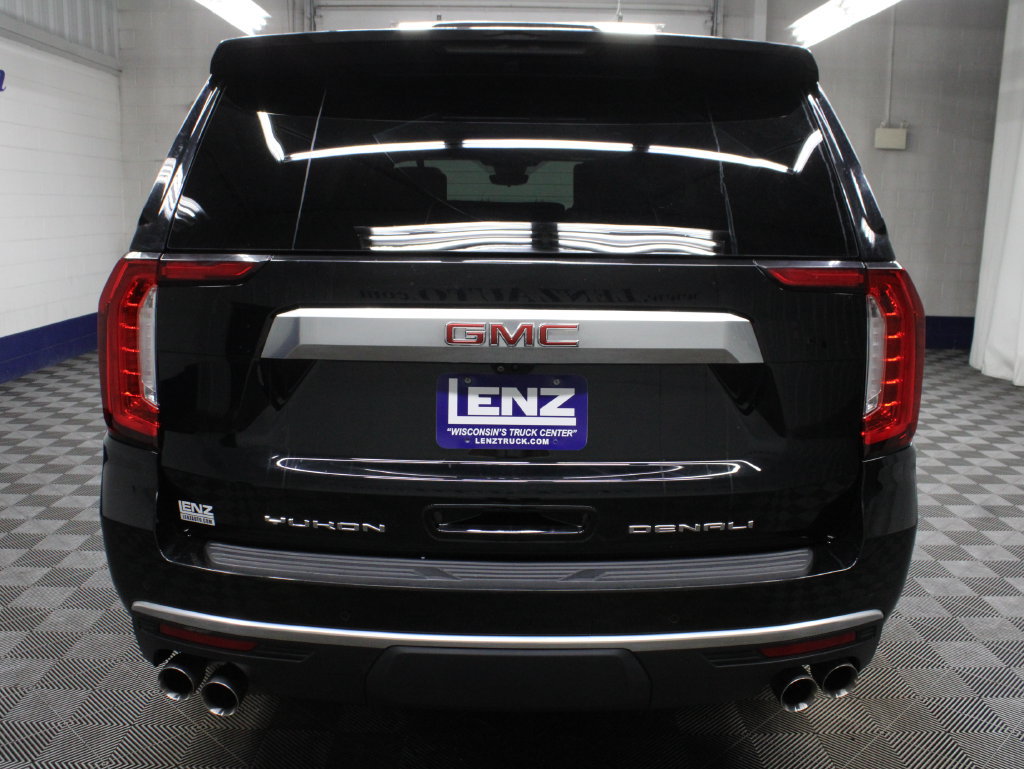 Used 2023 GMC Yukon XL Denali w/ Advanced Technology Package AWD/4WD image 49