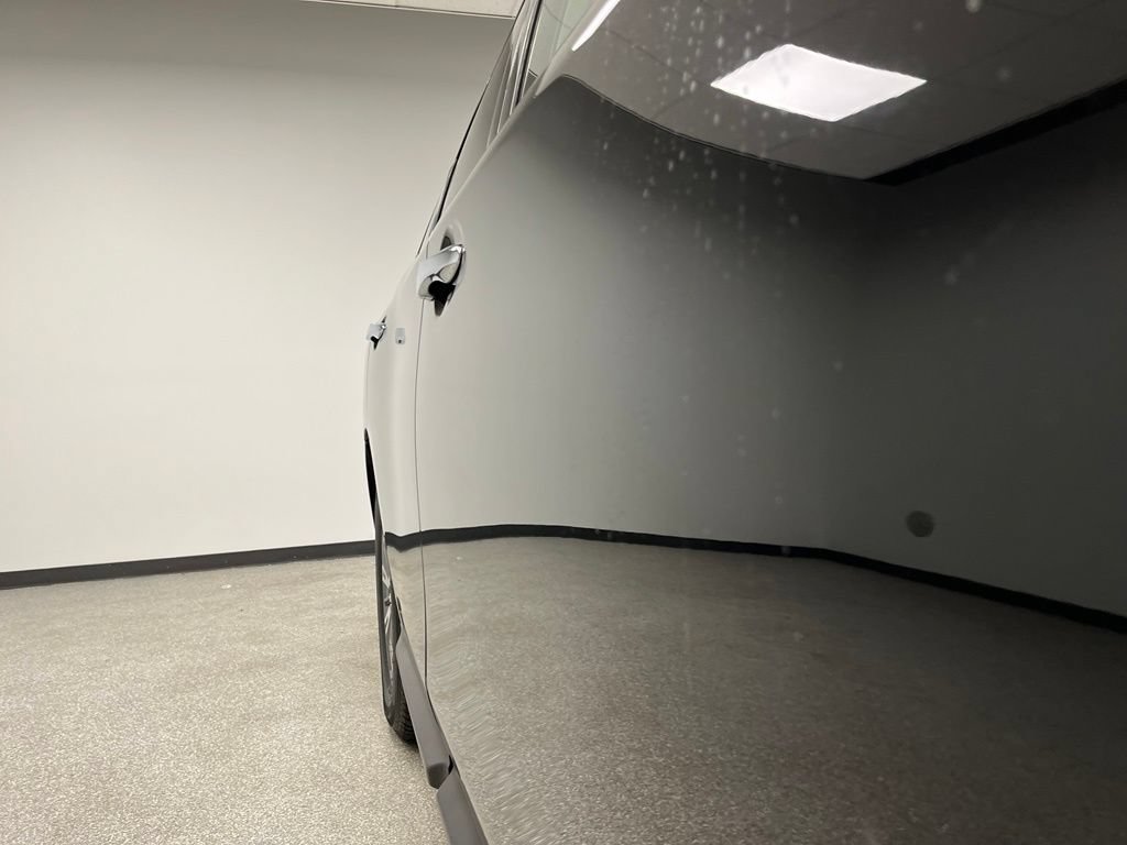 Used 2019 Nissan Pathfinder SL AWD/4WD image 12